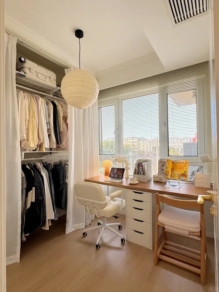 Change the second bedroom into a small wardrobe